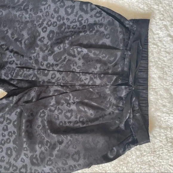 Mi Ami Andey Animal Print Black Silk Joggers STYLE#WS30234 Small - Picture 6 of 16
